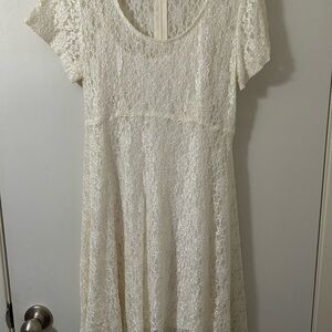 Scarlett White Lace Formal Dress size 7-8